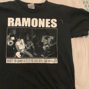 Ramones semi cropped graphic t-shirt